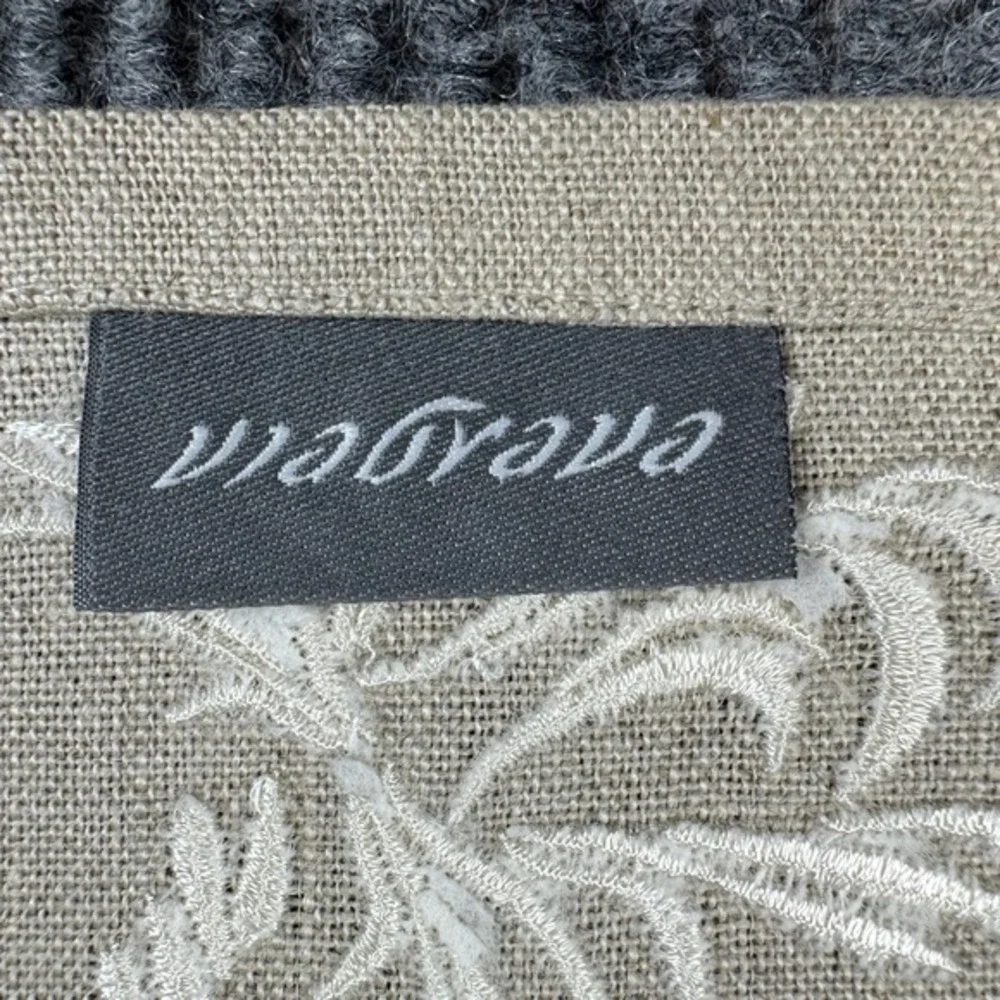 Viabrava 100% Linen Embroidered Placemats Napkins 16 Pieces Abstract Tropical